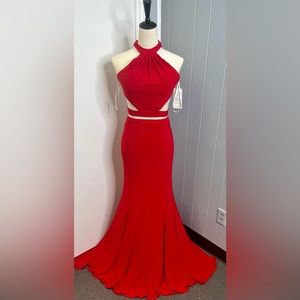 Prom dress, formal gown, two-piece red dress, jersey material